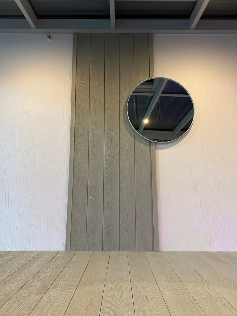 Millboard als Fußboden- und Wandbelag
